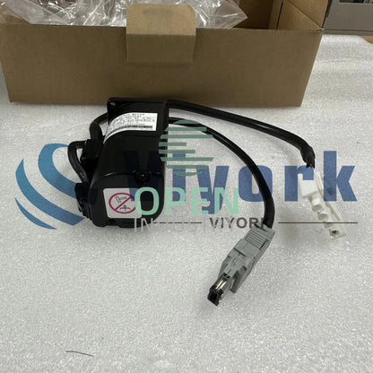1PCS Yaskawa SGMAH-A5A1F41 AC SERVO MOTOR