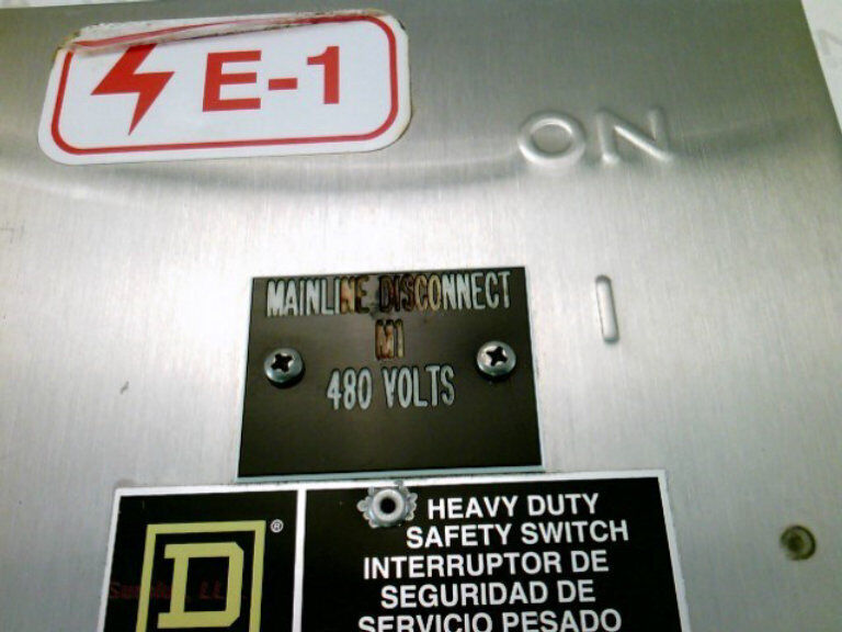 Square D Heavy Duty Safety Switch 30A (Used) - SQUARE D