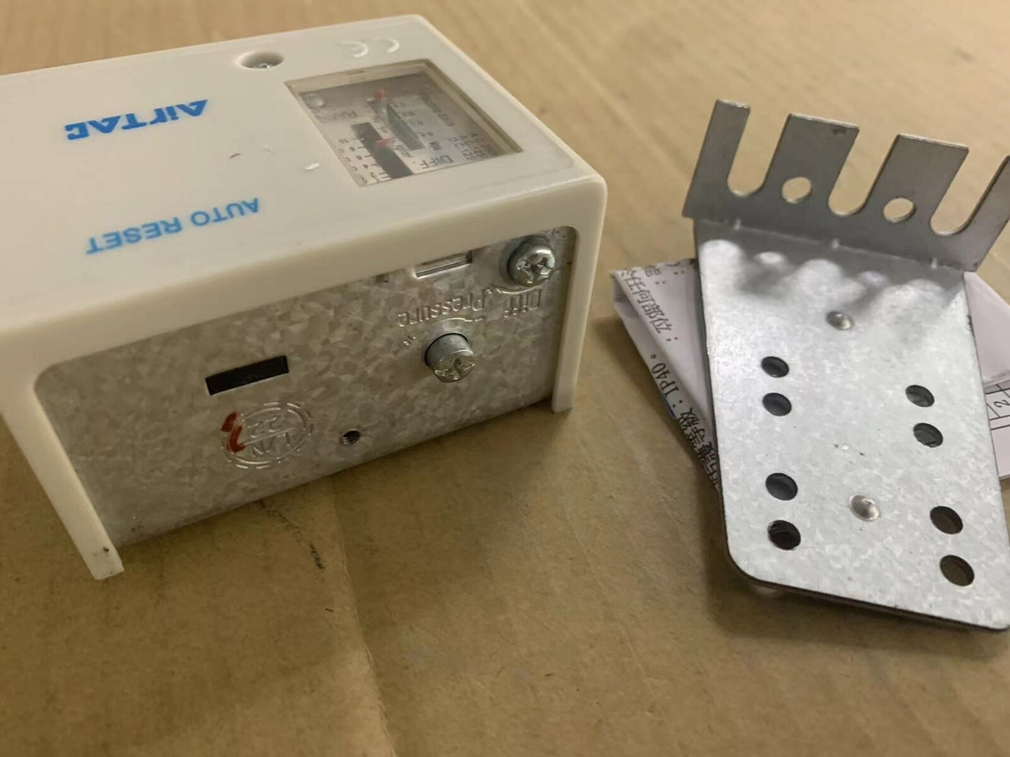 AirTAC PK510 pneumatic mechanical pressure switch 0.1MPa~1.0MPa/1kg~10kg