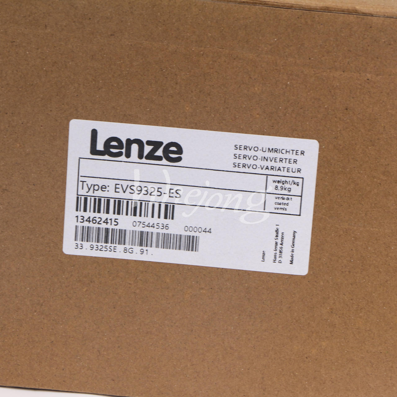 new 1PCS  LENZE Servo Drive Inverter EVS9325-ES EVS9325ES