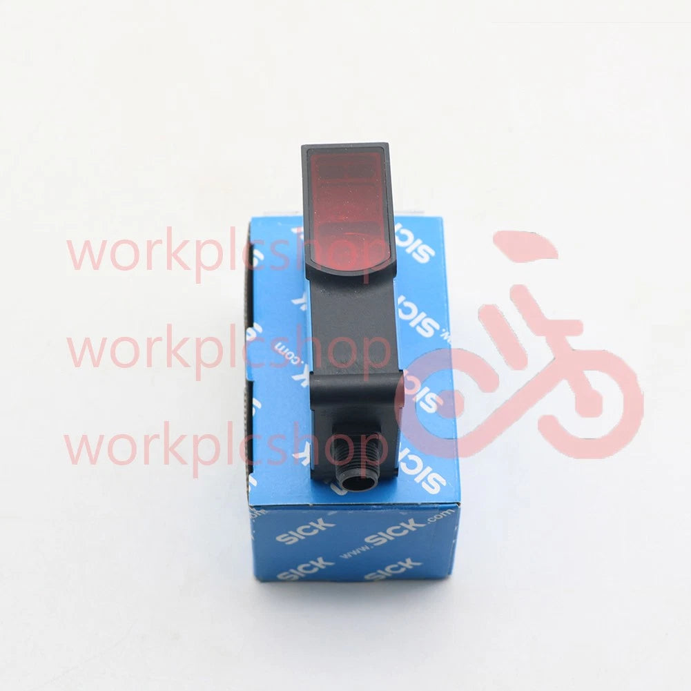 1PCS SICK WL23-2P2430 WL232P2430 Photoelectric Sensor In Box