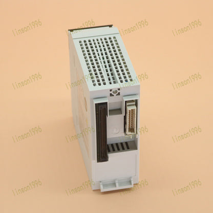 1PC Mitsubishi MR-J2M-P8B-ET011 in Box - MITSUBISHI