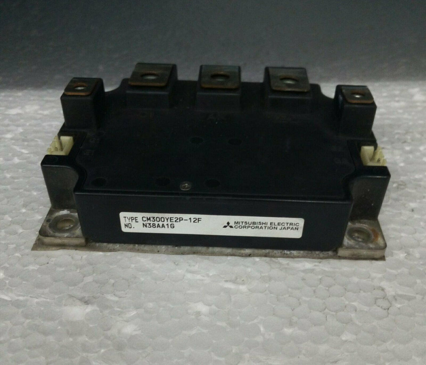 1PC Mitsubishi CM300YE2P-12F Power Module - MITSUBISHI