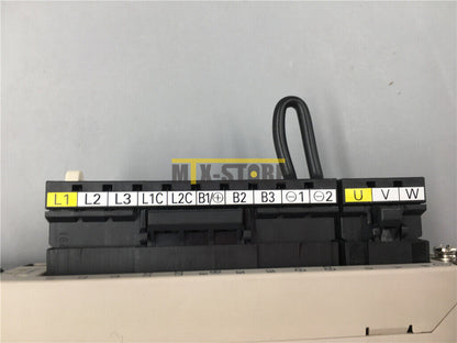1pcs Yaskawa Servo Drive SGDV-R90A01A