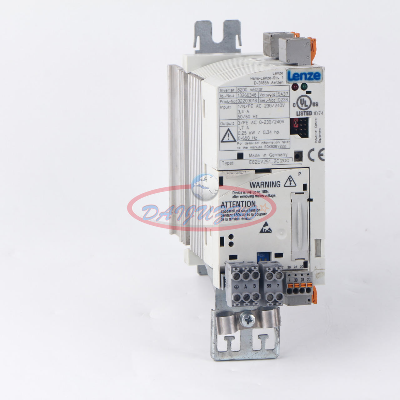 Used ONE Lenze E82EV251-2C200 0.25KW Communication Module - LENZE