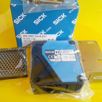 1PC SICK WL280-2H4331 Photoelectric Switch - SICK