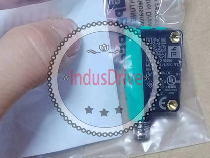 1pcs PEPPERL+FUCHS ML100-8-H-350-RT/95/103 216895 photoelectric sensor