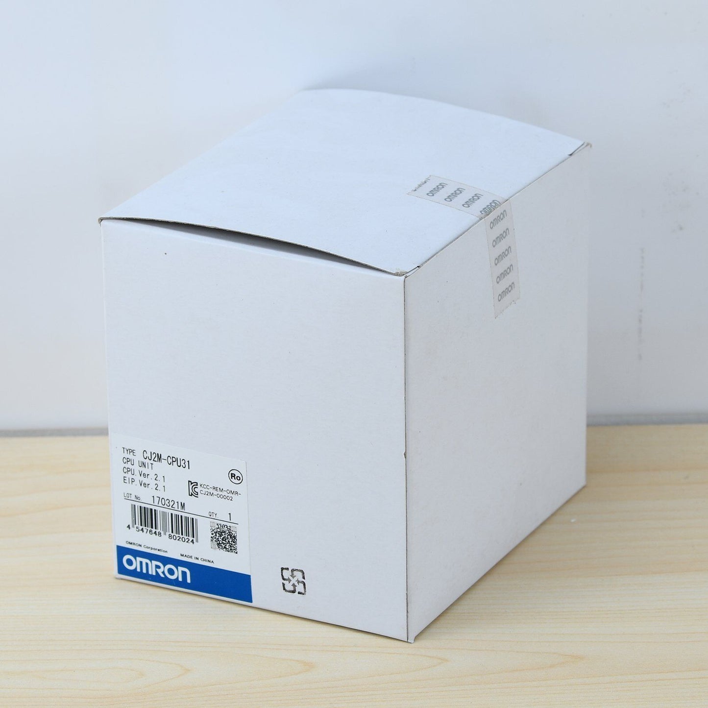 Omron CJ2M-CPU31 PLC Module Fast Ship IN BOX - OMRON