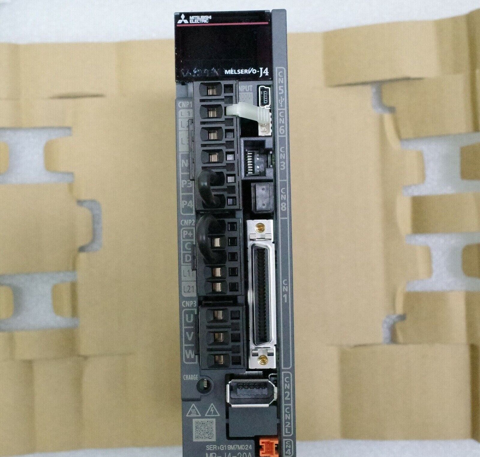 MITSUBISHI MR-J4-20A AC Servo Drive - High-Power Servo Motor - MITSUBISHI