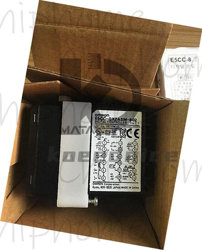 One Omron Temperature Controller E5CC-QX2ASM-802 100-240VAC