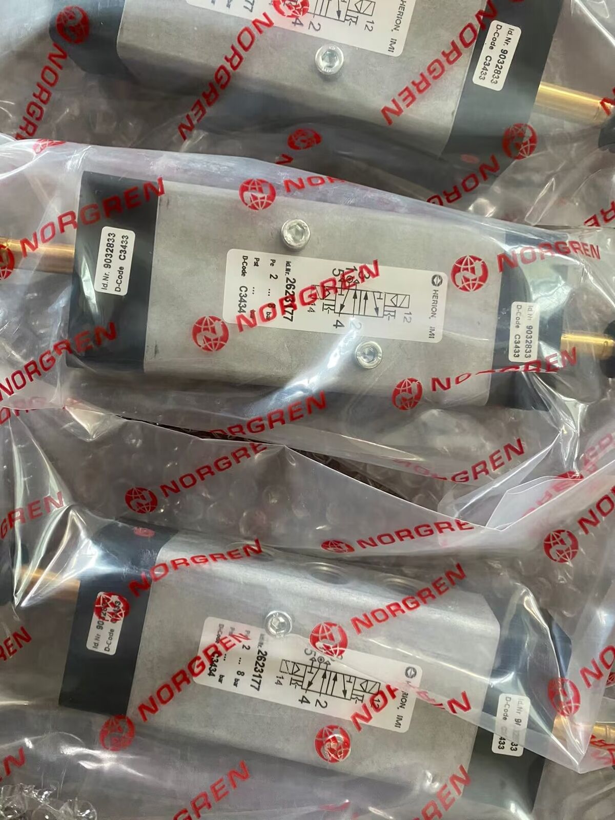 new 1PC Norgren 2623177 Solenoid Valve - NORGREN