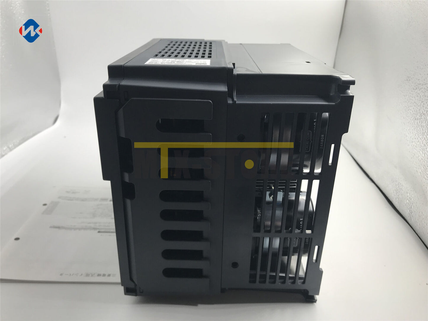 new 1PCS In Box MITSUBISHI FR-E720-11K - MITSUBISHI