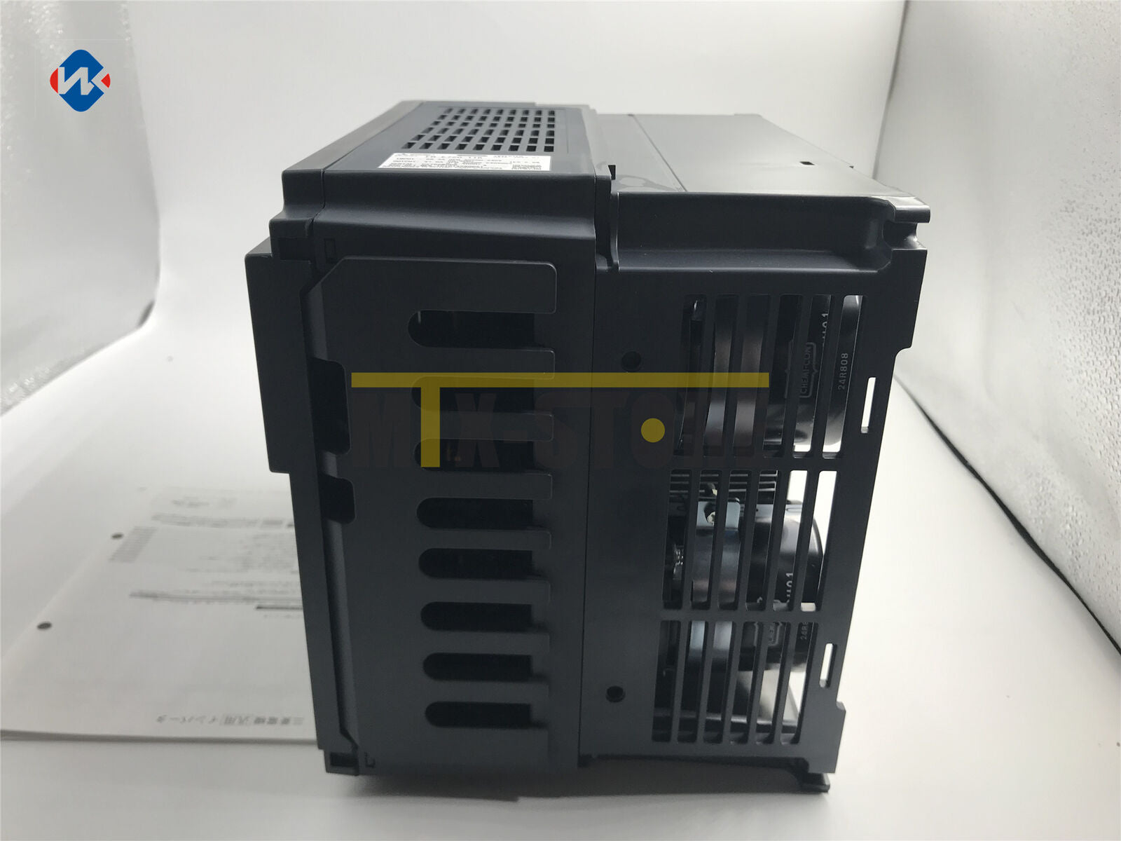 new 1PCS In Box MITSUBISHI FR-E720-11K - MITSUBISHI
