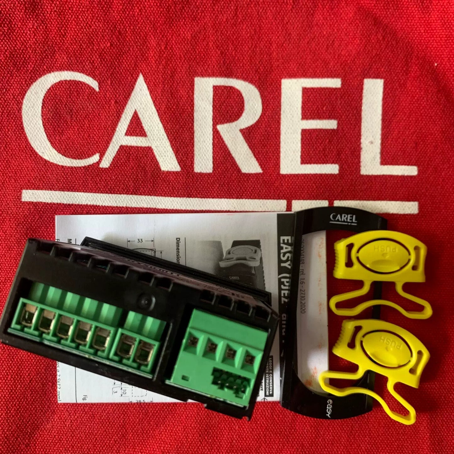 1PC  CAREL PZGXS0J011 Temperature Controller