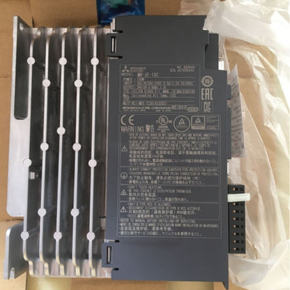 MITSUBISHI MR-JE-10C SERVO DRIVER - MITSUBISHI