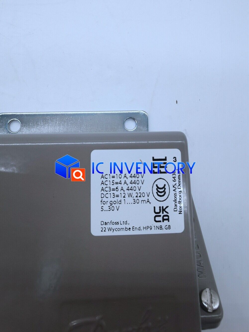 new 1PCS DANFOSS Pressure switch KPS39 060-310766 Fast Ship - DANFOSS