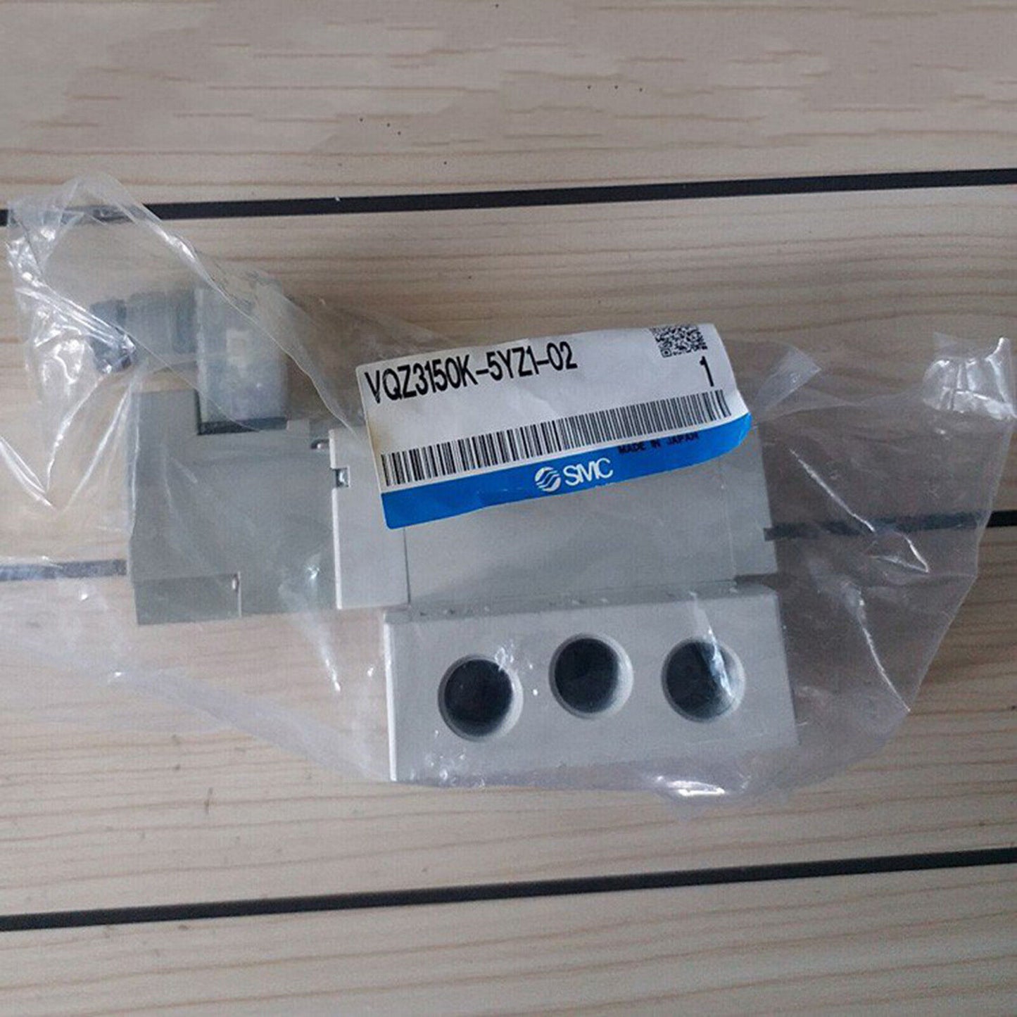 SMC VQZ3150K-5YZ1-02 Solenoid Valve ONE YEAR - SMC