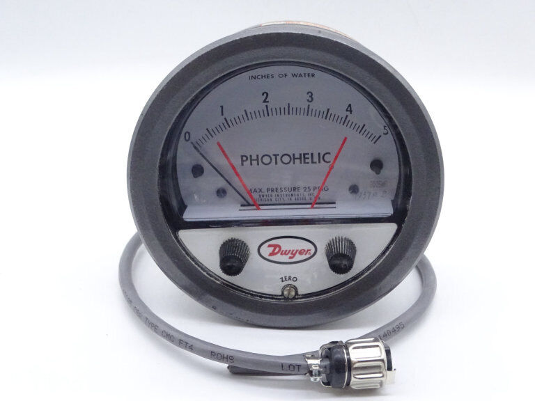 DWYER 3005MR Switch - Compact Digital Control Element - DWYER