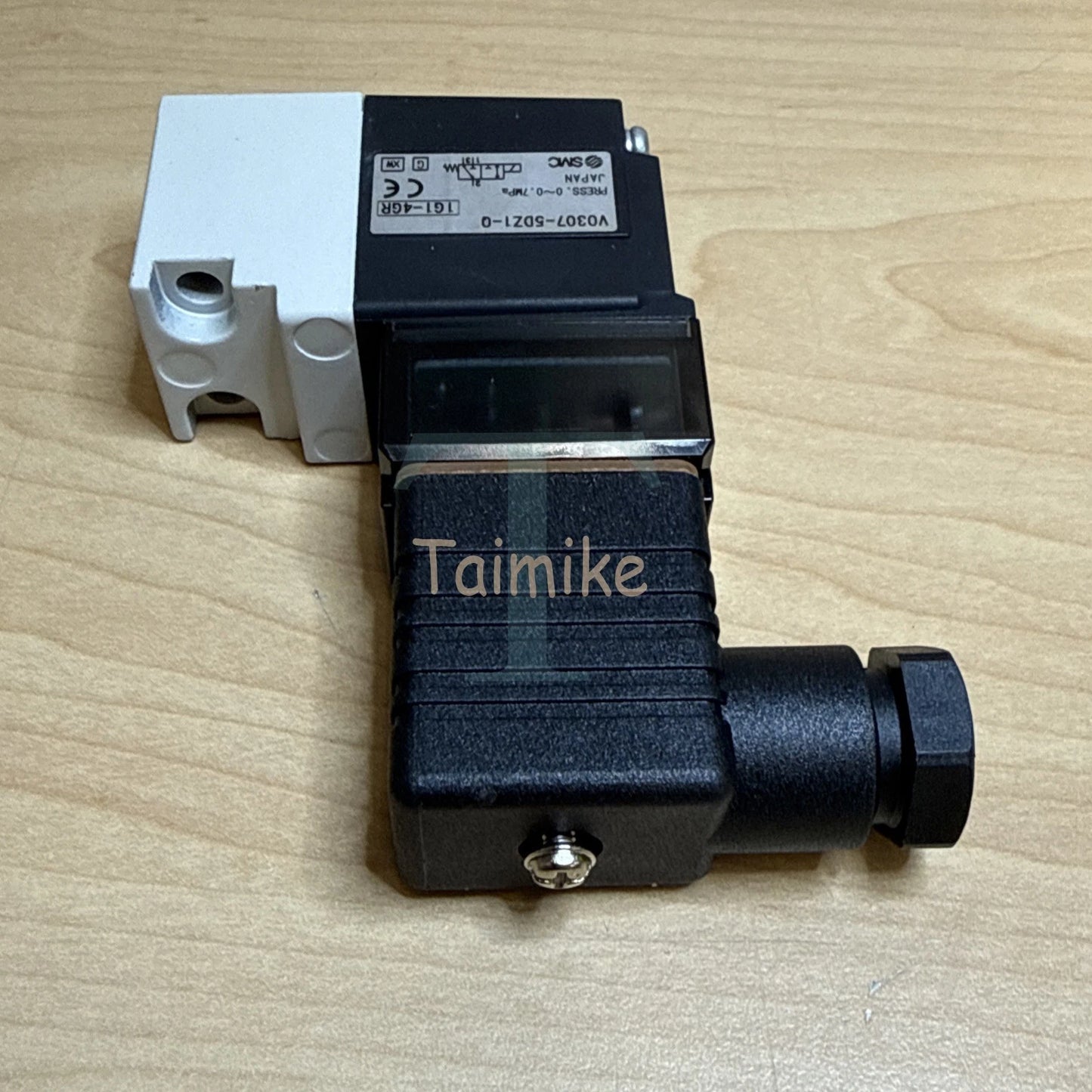 ! SMC VO307-5DZ1-Q 3-Port Solenoid Valve