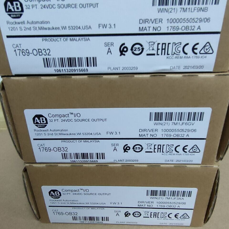 New Factory Sealed AB 1769-OB32 SER 24VDC Module - COMPACTLOGIX
