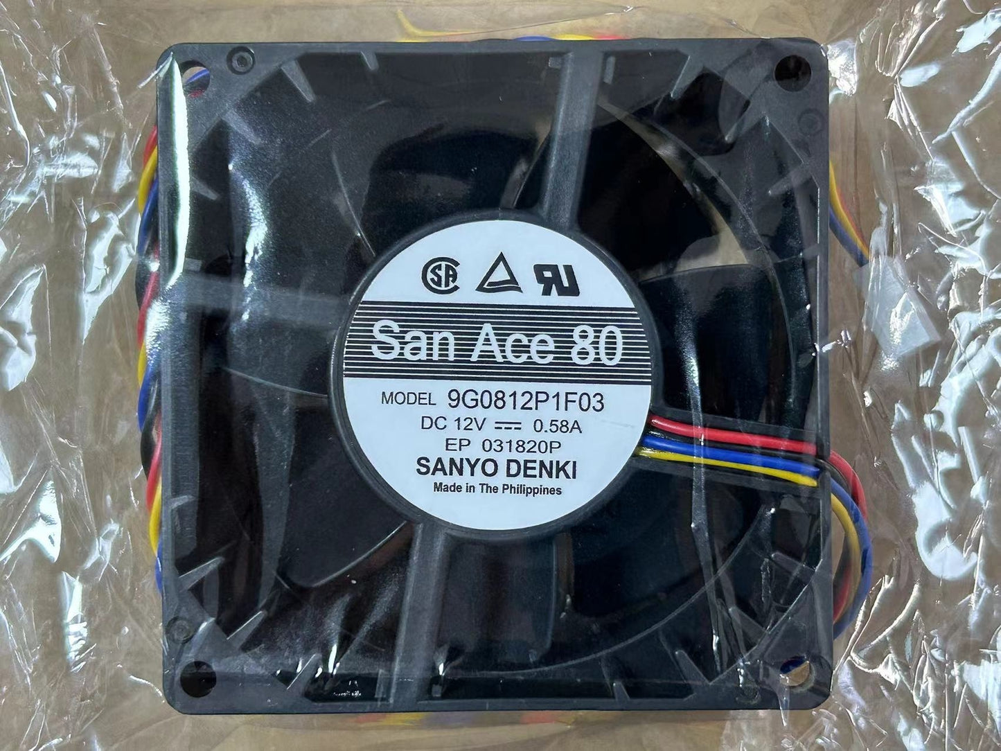 new Sanyo 9G0812P1F03 8038 12V 0.58A server 4-wire temperature control cooling fan