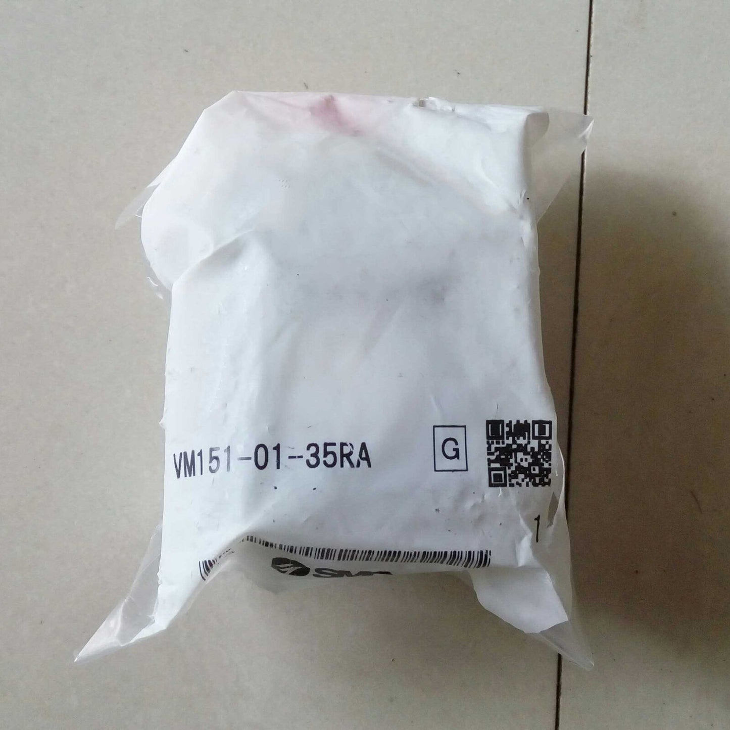 1PCS SMC Manual Valve VM151-01-35RA | High-Quality SMC Valve | [Size] [Function] - SMC