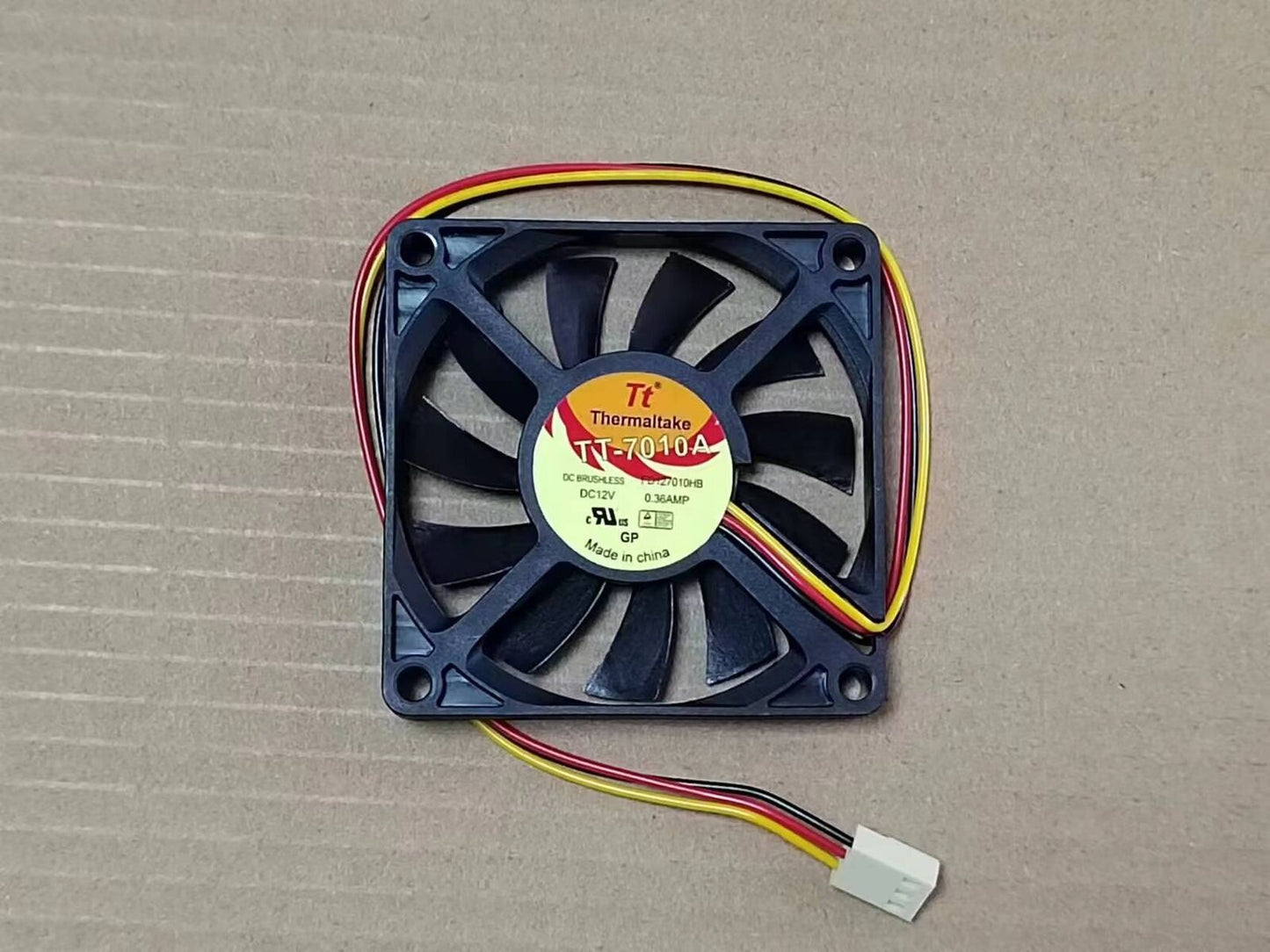 Thermaltake Fan TT-7010A 12V 0.36A 7CM 3-wire cooling fan - THERMALTAKE