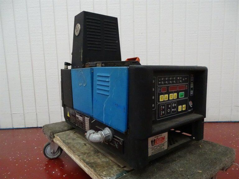 MELTON 4KG HOT MELT ADHESIVE APPLICATOR SYSTEM 230V/400V 50Hz/60Hz 1700W - MELTON