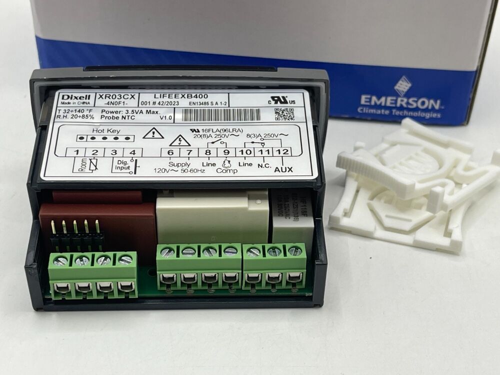1PCS Temperature Controller Sensor with Sensor Probe XR03CX-4N0F1