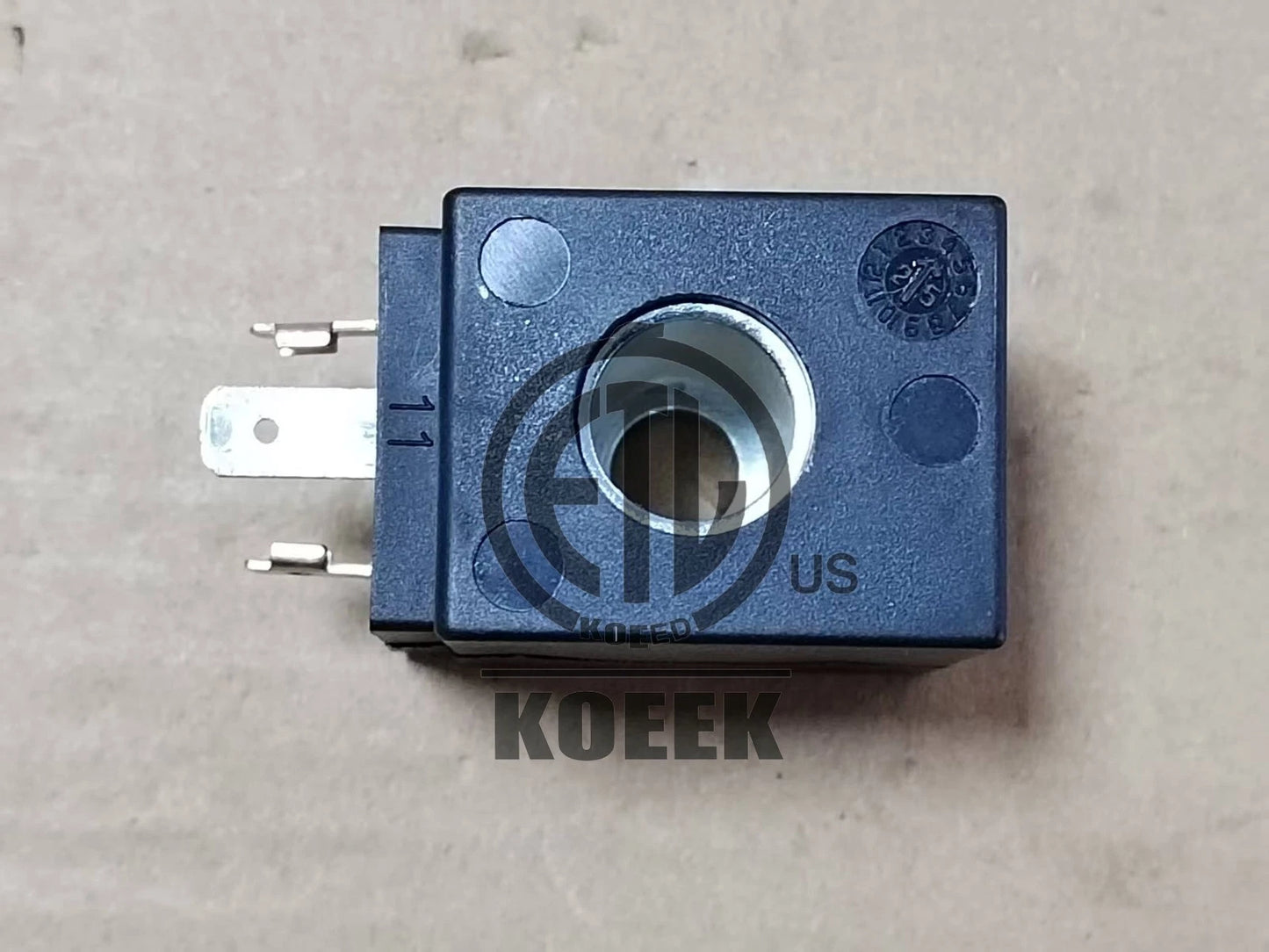 1pcs BDV08230AY 230V solenoid valve coil
