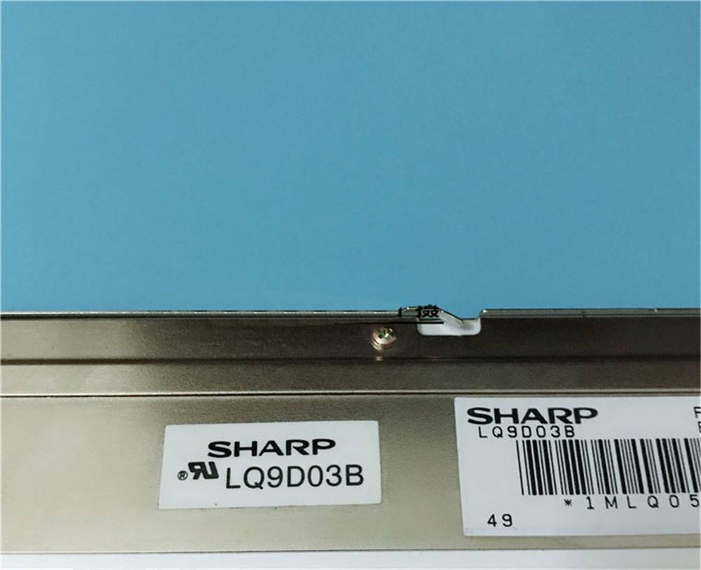 New 8.4-inch 640x480 LCD Screen Panel LQ9D03B - BRAND NAME