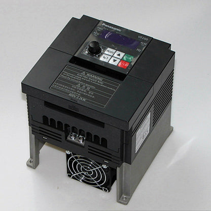 1PC Panasonic Inverter VF200 AVF200-0224 2.2 KW 380 V AC Inverter - PANASONIC