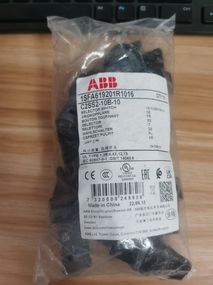 10PCS/1Bag  ABB C2SS2-10B-10 1SFA619201R1016 Selector Switches Black