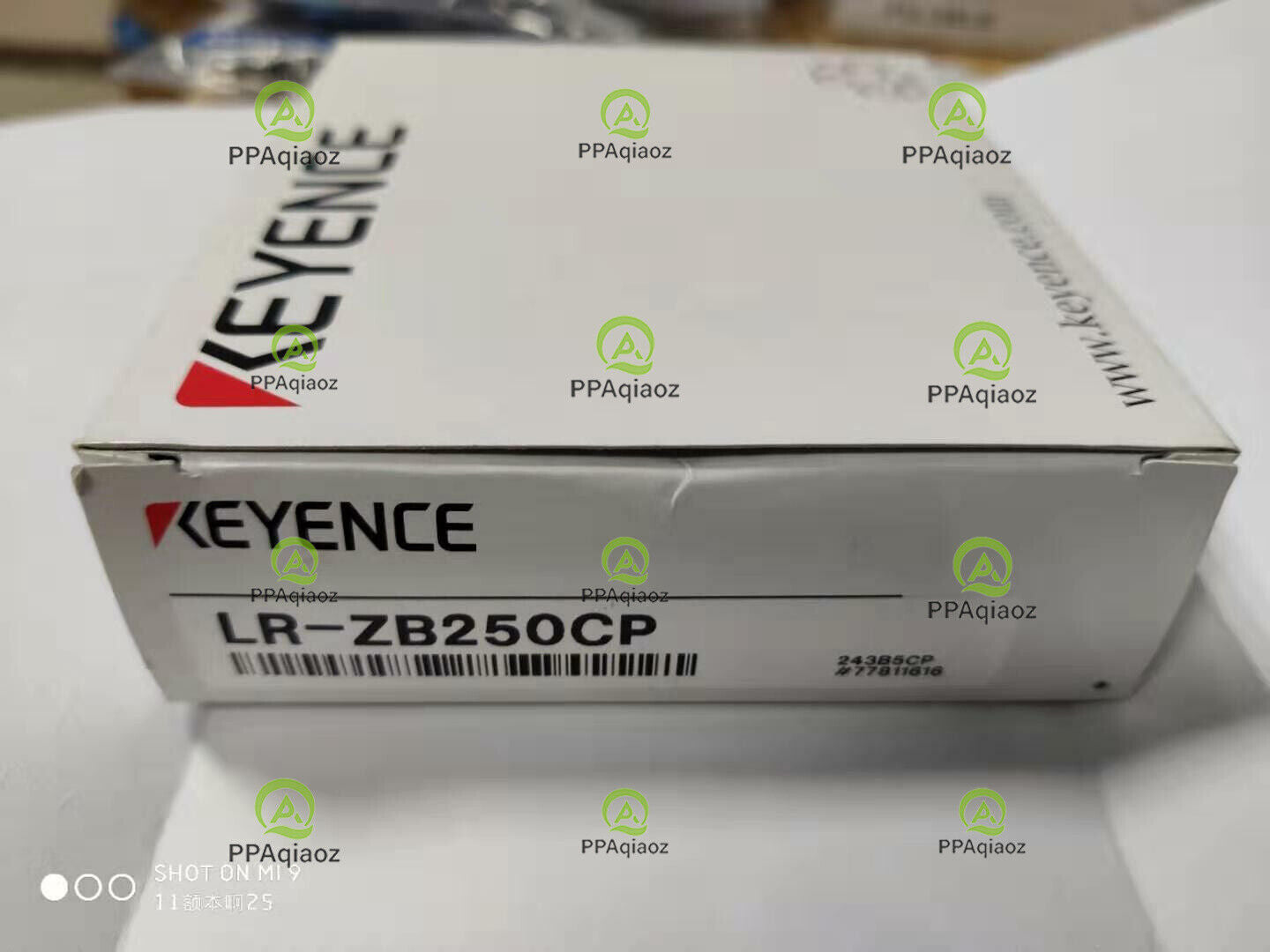 KEYENCE 1PC LR-ZB250CP - KEYENCE
