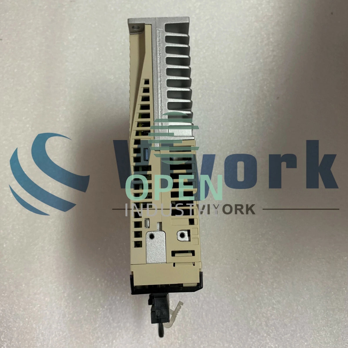 1PCS Yaskawa SGDV-2R8A11B SERVO DRIVE