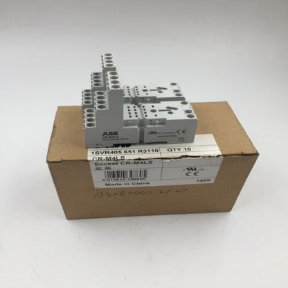 10PCS/1Box  ABB CR-M4LS 1SVR405651R3110 Socket In Box