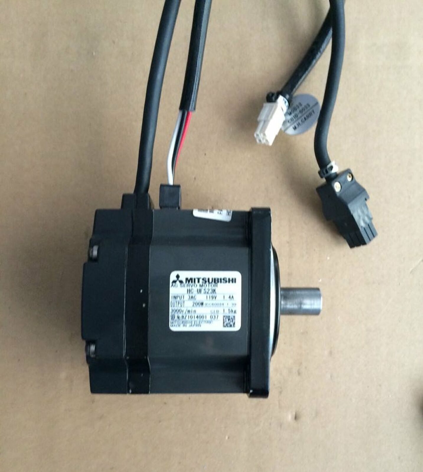 Used Mitsubishi servo motor HC-UFS23K – Tested and in Excellent Condition - MITSUBISHI