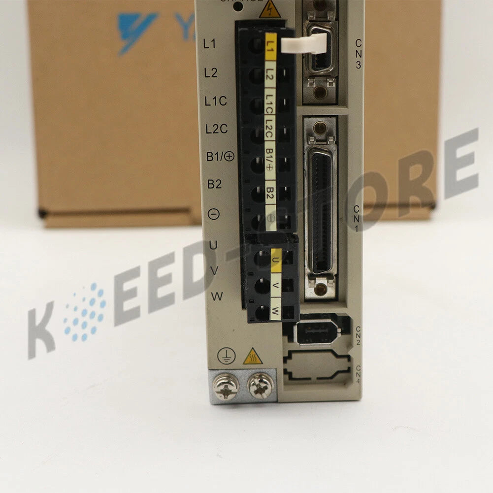1PCS Yaskawa SGDS-01A01AR Servo Drive Driver IN BOX