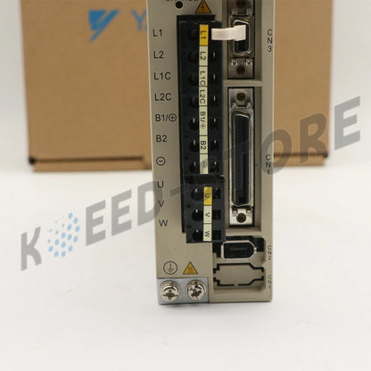 1PCS Yaskawa SGDS-01A01AR Servo Drive Driver IN BOX