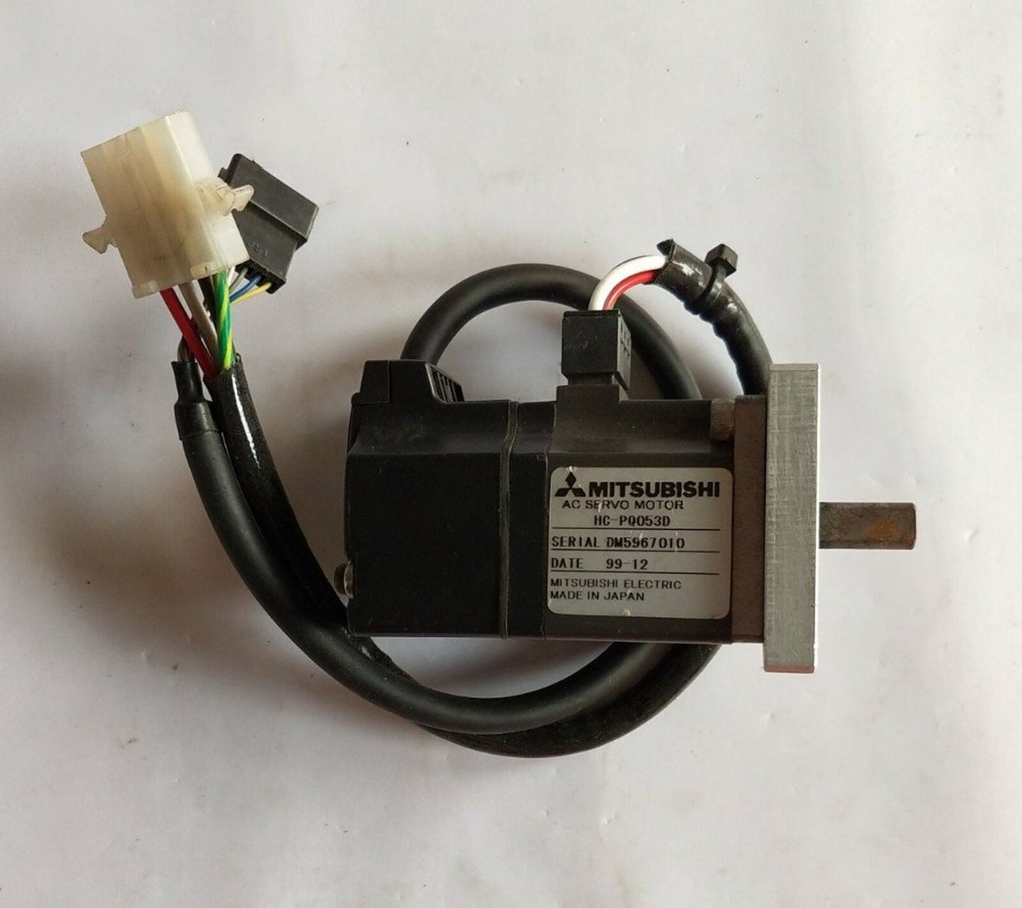 used ONE Mitsubishi servo motor HC-PQ053D - MITSUBISHI