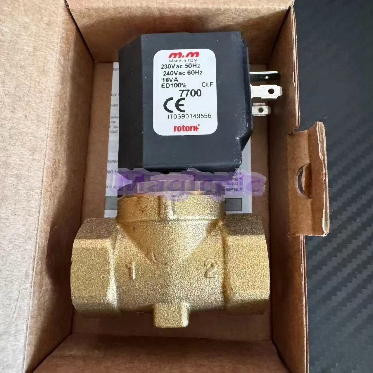 1Pcs FIT FOR M&M solenoid valve D266DVU AC 230V 7700~