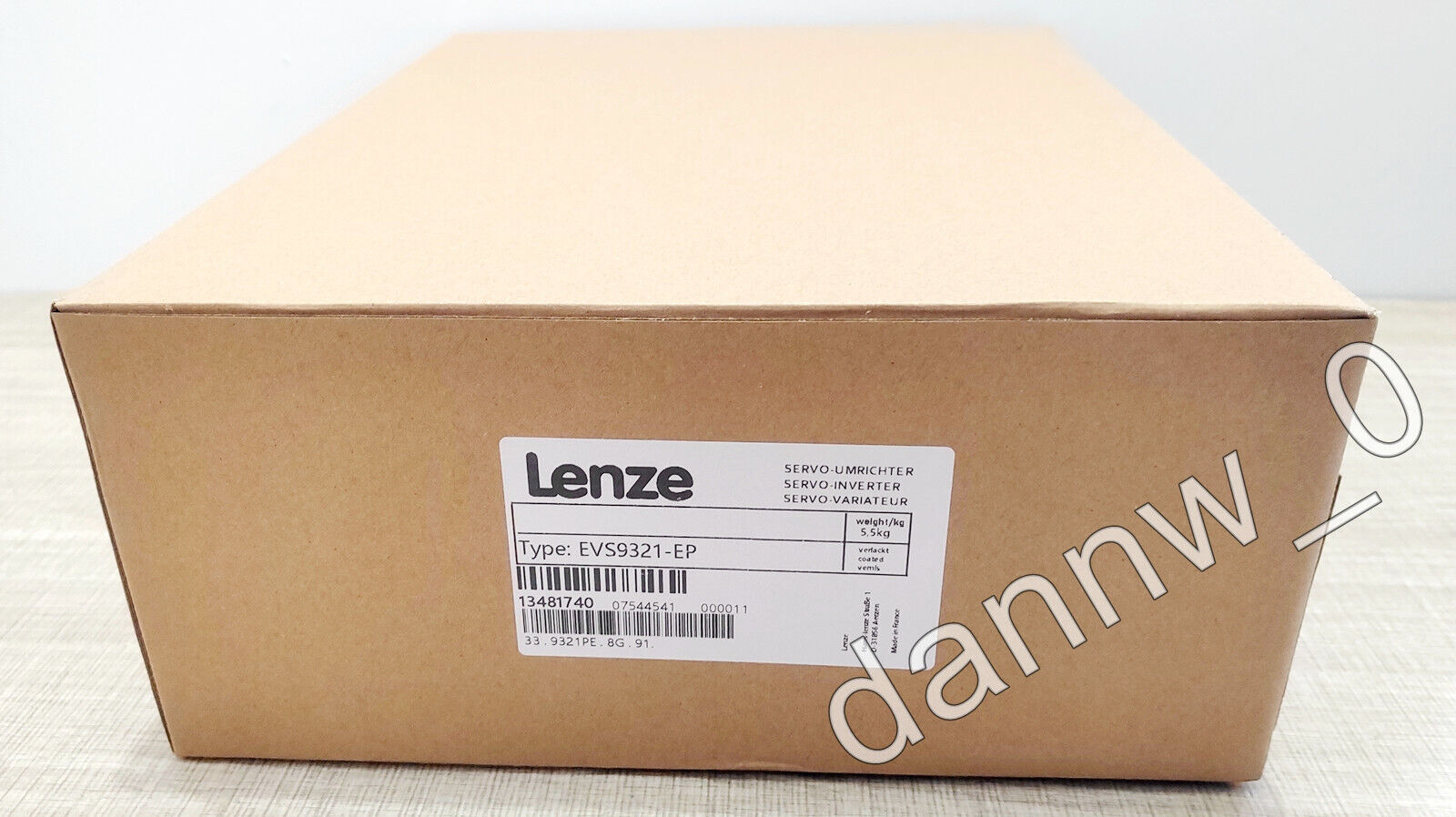 new 1PC  LENZE EVS9321-EP EVS9321EP FREQUENCY INVERTER#YC