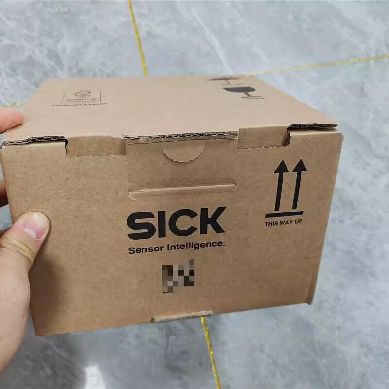new 1pcs SICK 1052688 DL100-21AA2103 Laser Remote Distance Sensor - SICK