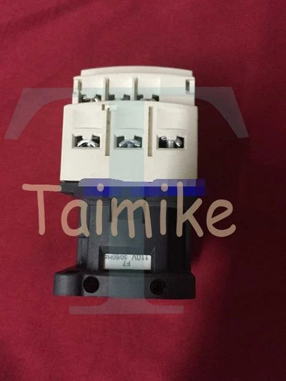 1pcs Schneider contactor relay CAD50F7C 110VAC free shipping