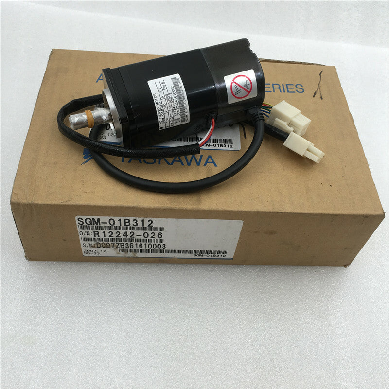 YASKAWA AC SERVO MOTOR SGM-01B312 SGM01B312