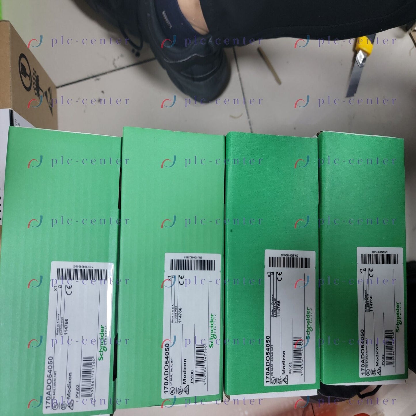 new Schneider 170 ADO 540 50 Module