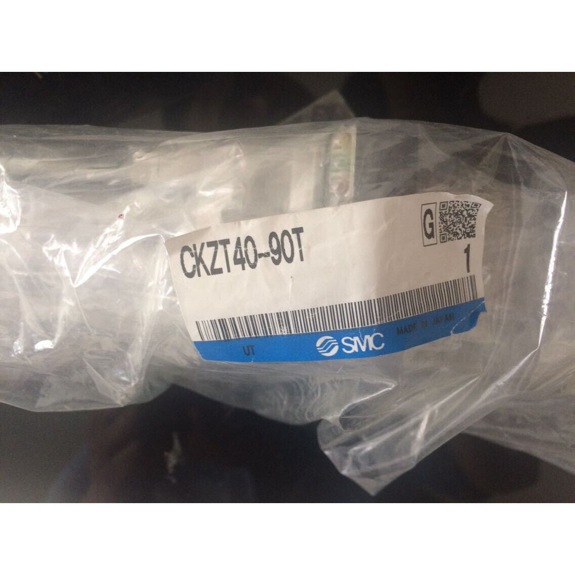 New SMC Clamping Armless Cylinder 40-90T - SMC