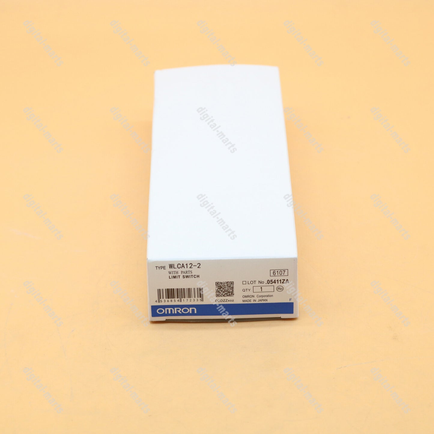 new 1PC omron In Box Limit Switch WLCA12-2 WLCA122 1 year
