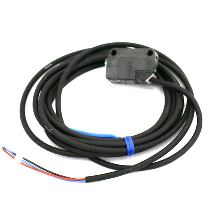 KEYENCE PZ2-42 Reflective Photoelectric Sensor Cable Type - KEYENCE