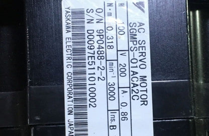 1PC YASKAWA AC SERVO MOTOR SGMPS-01ACA2C